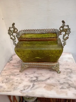 Jardinera antigua cristal y metal verde