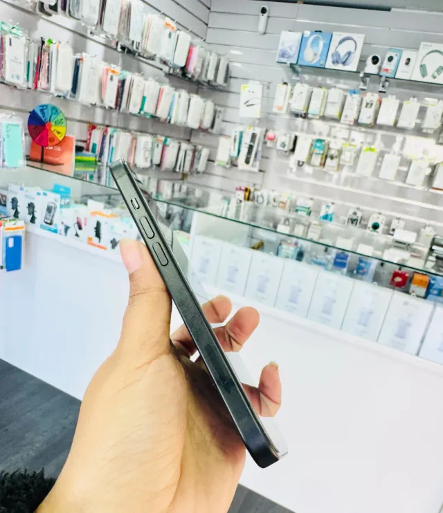 iPhone 15 128GB Grigio/Blu Marina