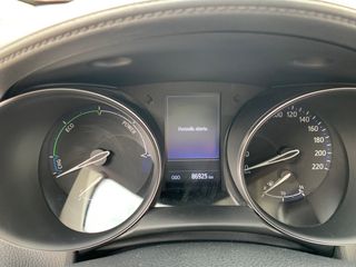 Toyota C-HR HYBRID