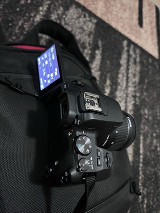 Cámara Canon EOS 250D Negra