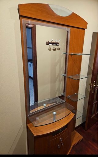 Recibidor madera clásico con espejo