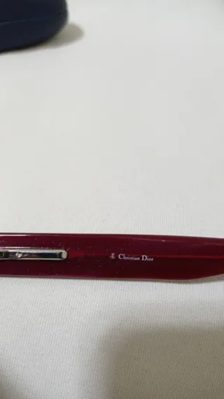 Gafas Dior Rojas con Cristales Brillantes