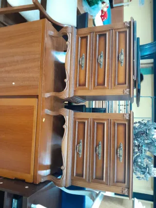 Mesitas de noche de madera