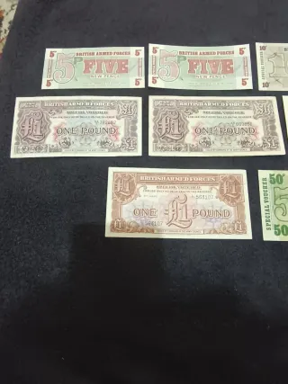 Lotto 10 Banconote Forze Armate Britanniche