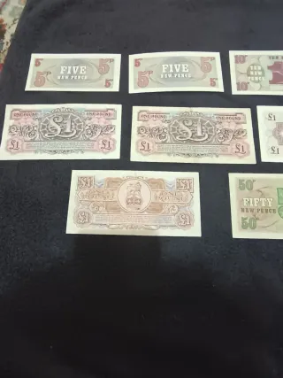 Lotto 10 Banconote Forze Armate Britanniche