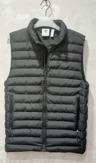 Chaleco acolchado Adidas negro