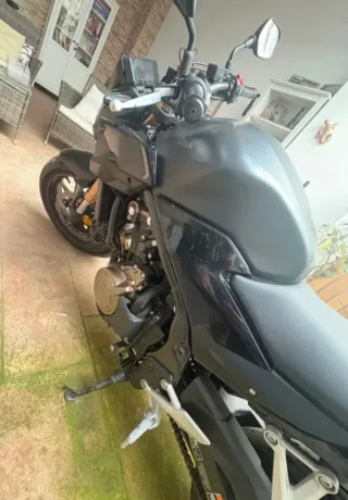 Honda CB500F Negra