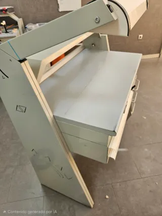 Mesa de trabajo Erio para prótesis dental.