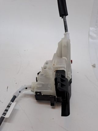 CERRADURA PUERTA TRASERA DERECHA OPEL CORSA F