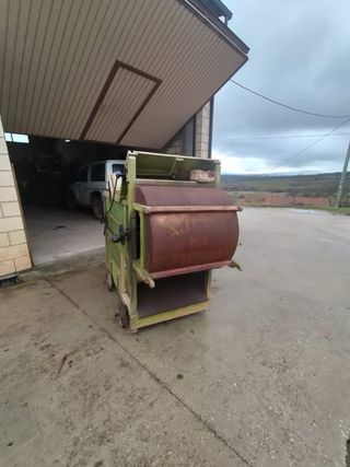 Veldadora/Aventadora marca Juria