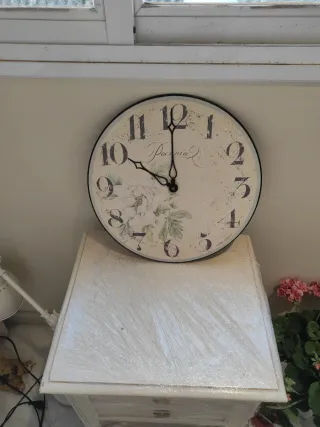 Reloj de pared decorativo