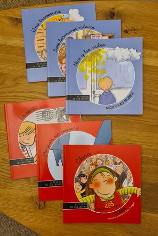 Colección de 15 libros: "El tesoro de las letras".