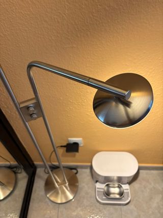 Lámpara de pie regulable IKEA