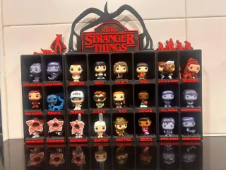 Scaffale Funko Pop Stranger Things