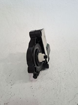 MOTOR ELEVALUNAS TRASERO DERECHO VOLKSWAGEN TIGUAN (AX1)
