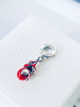 Pandora Charm Spiderman Rojo y Plata