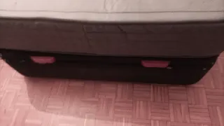 Canapé y colchón de 135 lo vendo por mudanza