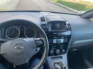 Opel Zafira 2010