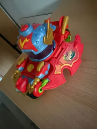 Superzings Ultrararo + Coche Regalo