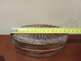 Caja joyero madera tallada