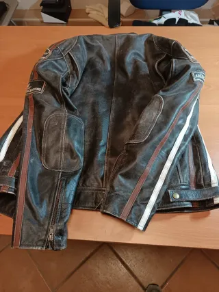 Chaqueta de moto cuero