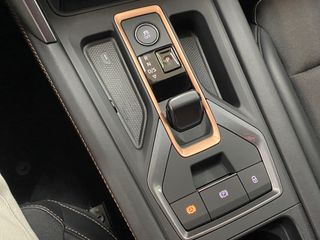 CUPRA Leon SP 1.5 eTSI 150CV DSG MHEV Espectacular