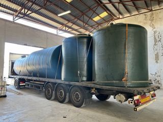 Depósitos poliester para agua potable entre otros