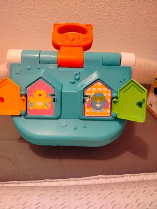 Juguete para bebé con asa de gato