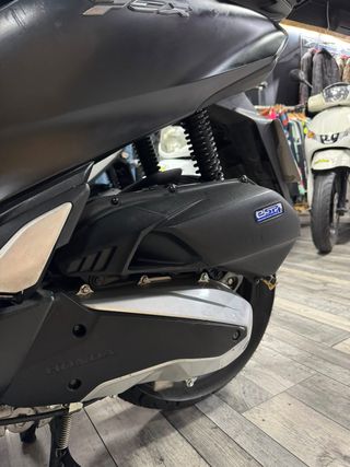 HONDA PCX 125 2023 .