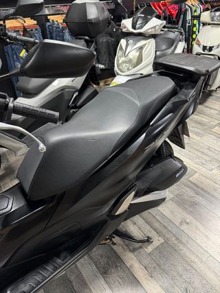 HONDA PCX 125 2023 .