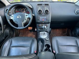 Nissan Qashqai (4x4. automatico)