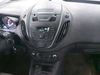 Ford Transit Courier 2023