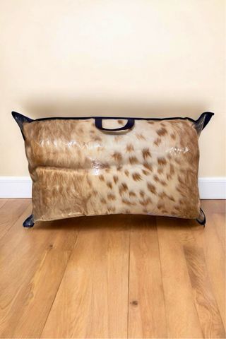 Coperta in pelliccia maculata