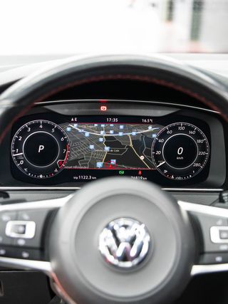 VOLKSWAGEN GOLF GTI PERFORMANCE