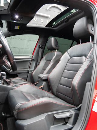 VOLKSWAGEN GOLF GTI PERFORMANCE