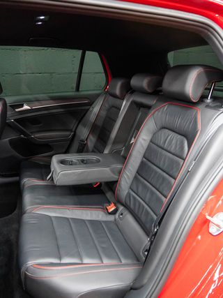 VOLKSWAGEN GOLF GTI PERFORMANCE