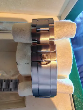 Rolex Submariner Verde.