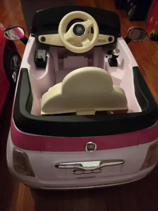 Auto elettrica Peg Perego Fiat 500 rosa