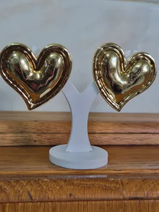 Pendientes Corazón Dorados Estilo Zara