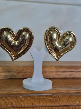 Pendientes Corazón Dorados Estilo Zara