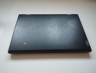 Lenovo 300e Táctil Ordenador Portátil