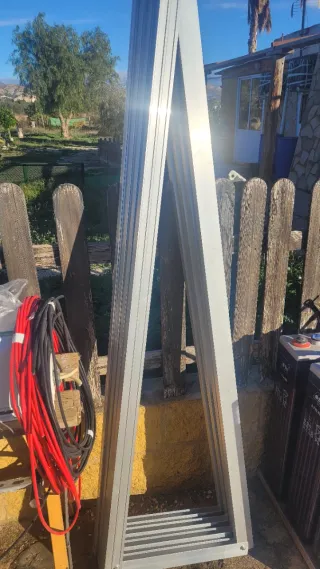 4 Plcs Solar Kyocera140W KD140GH-2YU Soporte/cable