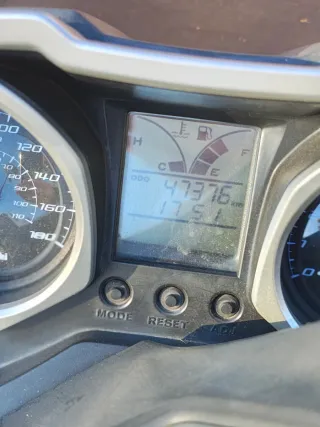 Kawasaki J300 Negro/Verde Maxi Scooter