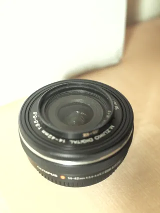 Olympus M.Zuiko Digital ED 14-42mm f/3.5-5.6
