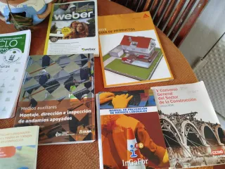 Libros PRL fundación laboral de la construcción