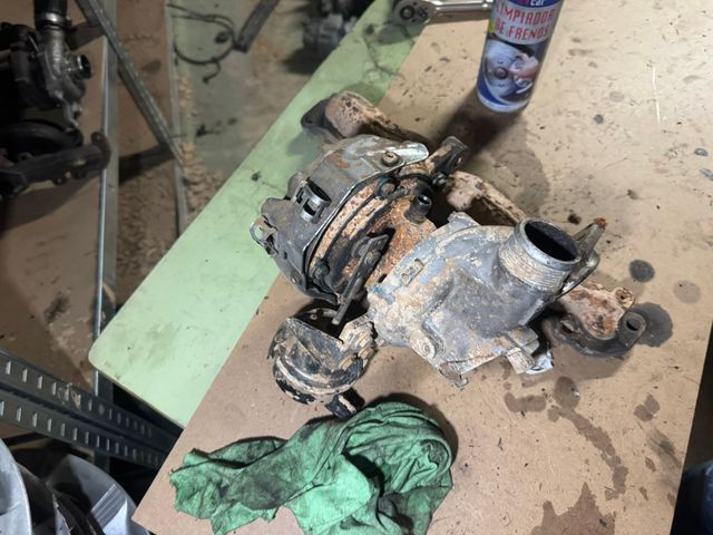 Turbo 04L253010 2.0 TDI B/V359