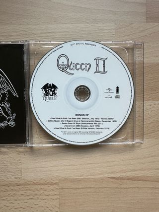 Queen II doble CD