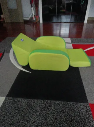 Sofá infantil Chicco verde