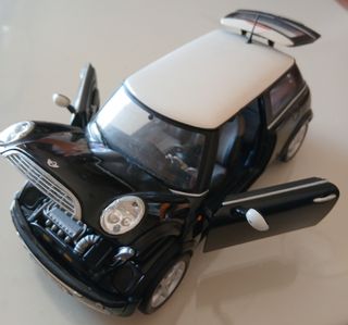 Coche a escala 1/18 Rojo