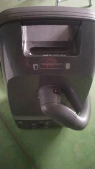 Aspiradora First Line AP 120 E 1200W